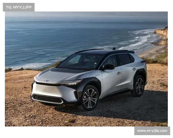 UCI Gran Fondo海南站洋浦个人计时赛直面海风阻力